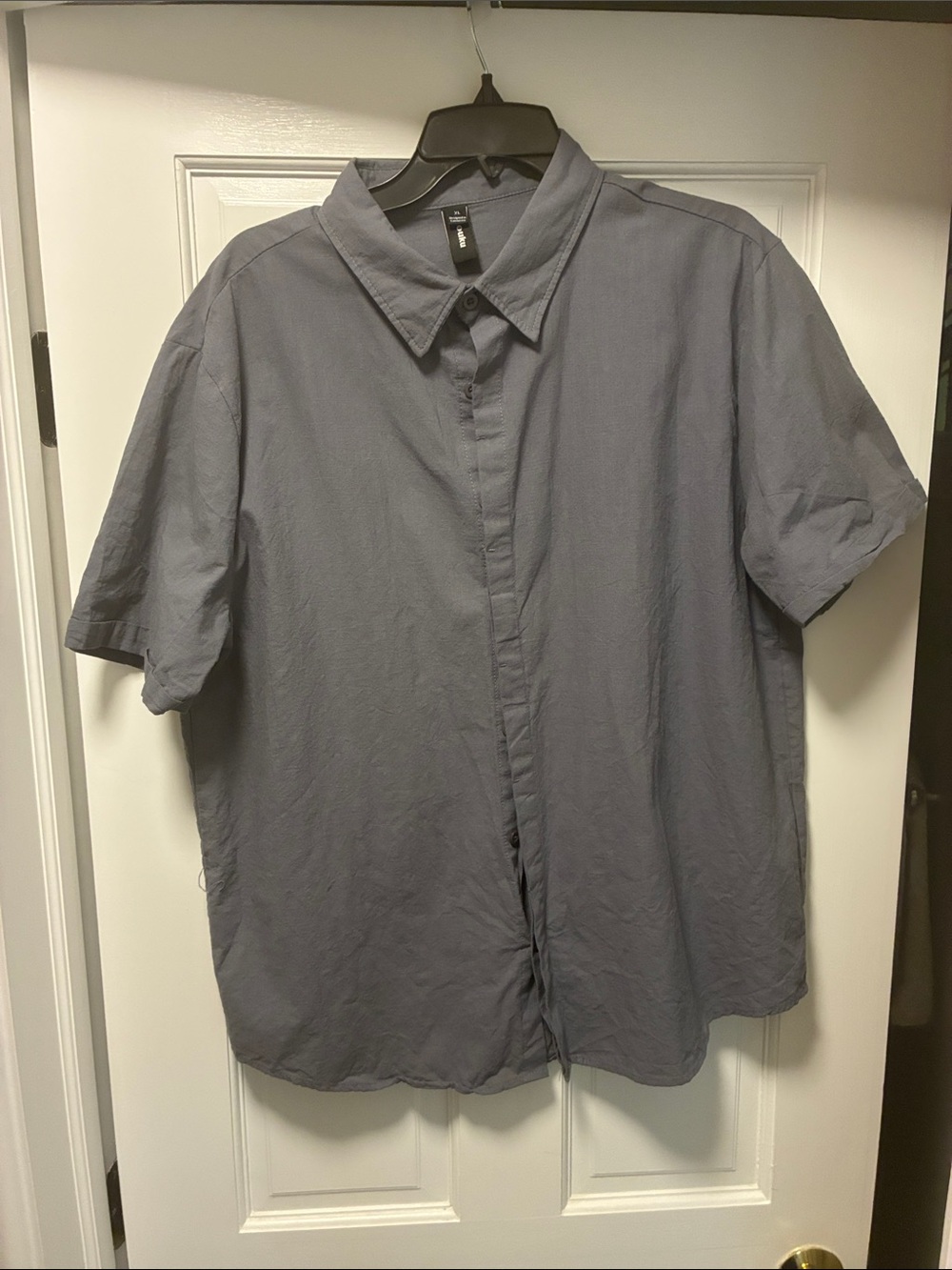 Casual Short-Sleeve Button-Down Shirt in Slate Blue by